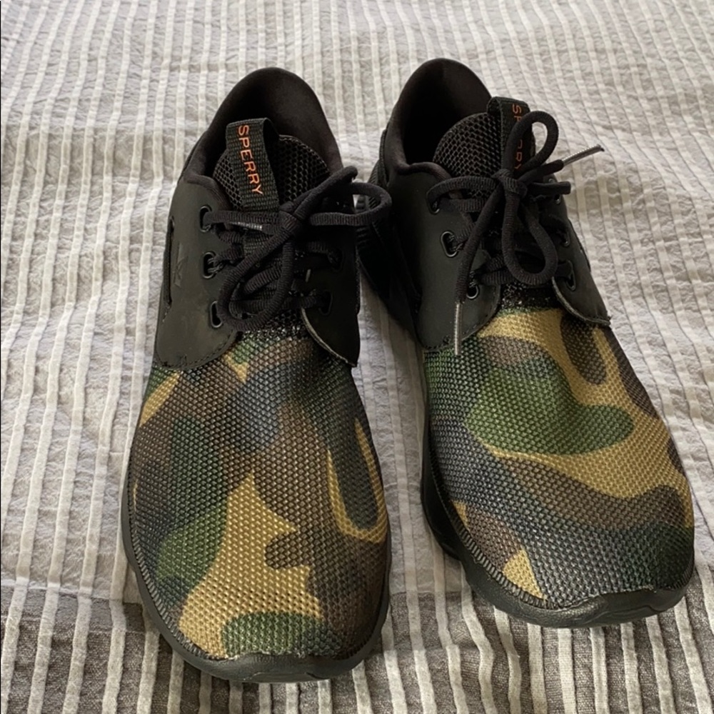 Camo Sperry shoes